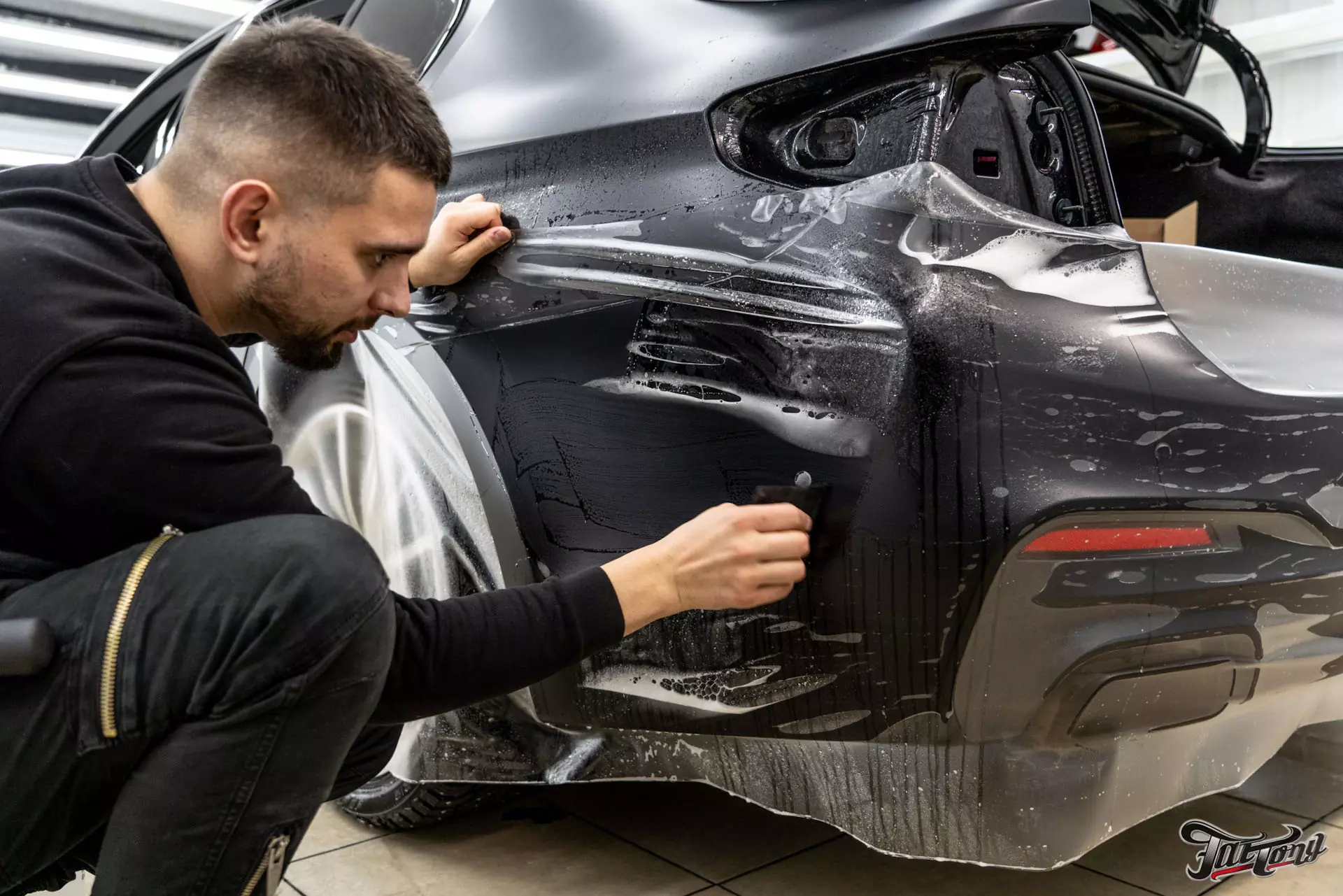 BMW 5. Оклейка в матовый полиуретан